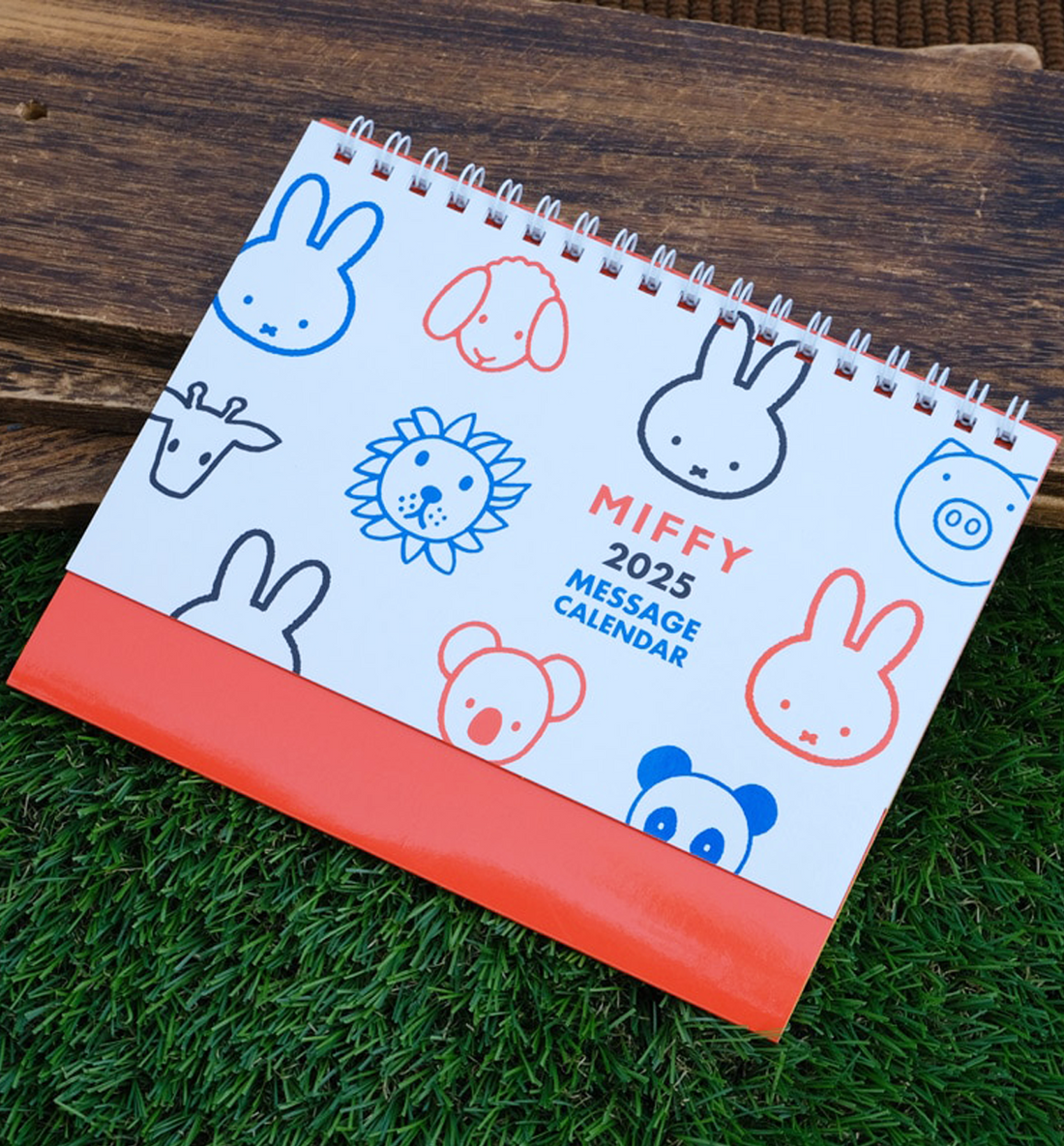 2025 Miffy Desk Calendar [Drawing]