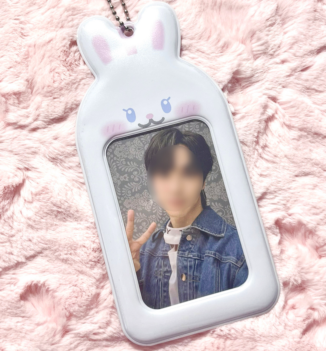 Shy Bunny Photocard Holder