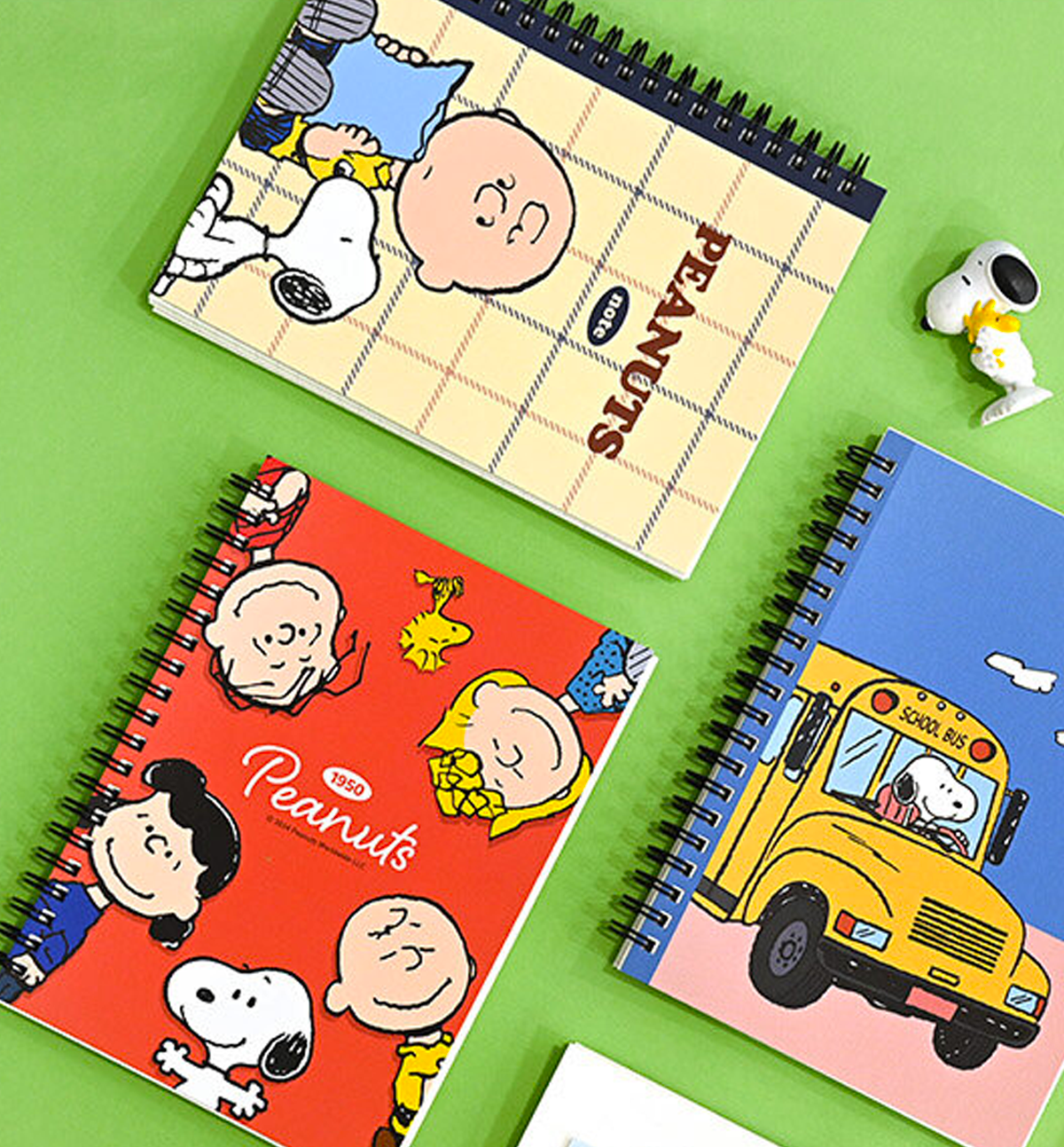 Peanuts Snoopy B6 Ring Notebook [Lined-Snoopy & Charlie Brown]