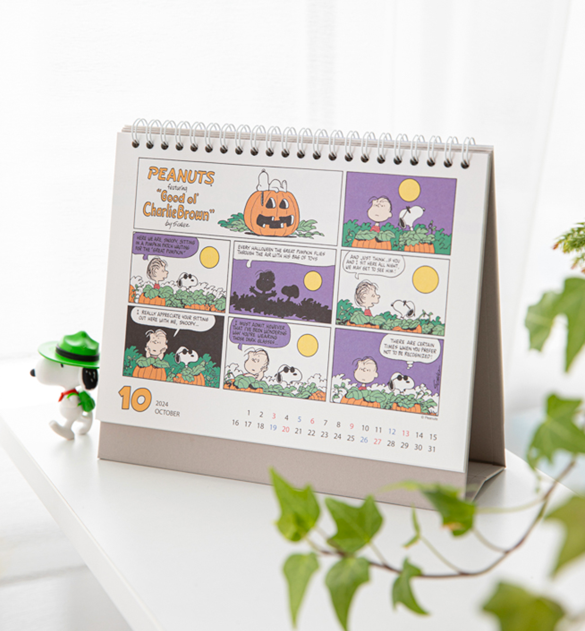 2024 Peanuts Desk Calendar