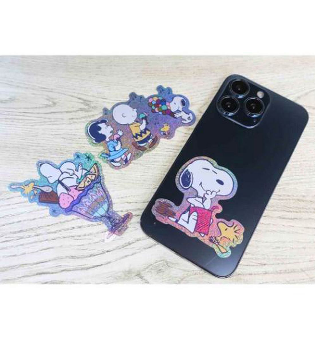 [JAPAN] Peanuts Snoopy Hologram Vinyl Sticker [Yummy Pink]